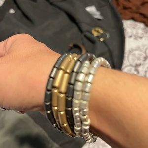 Mixed metals stretchy bracelets